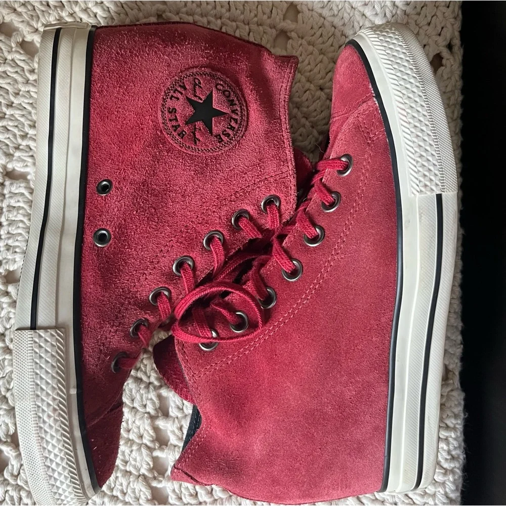 Converse Chuck Taylor All Star Wedge Platform Hi Top Shoes Women's Red Suede 9